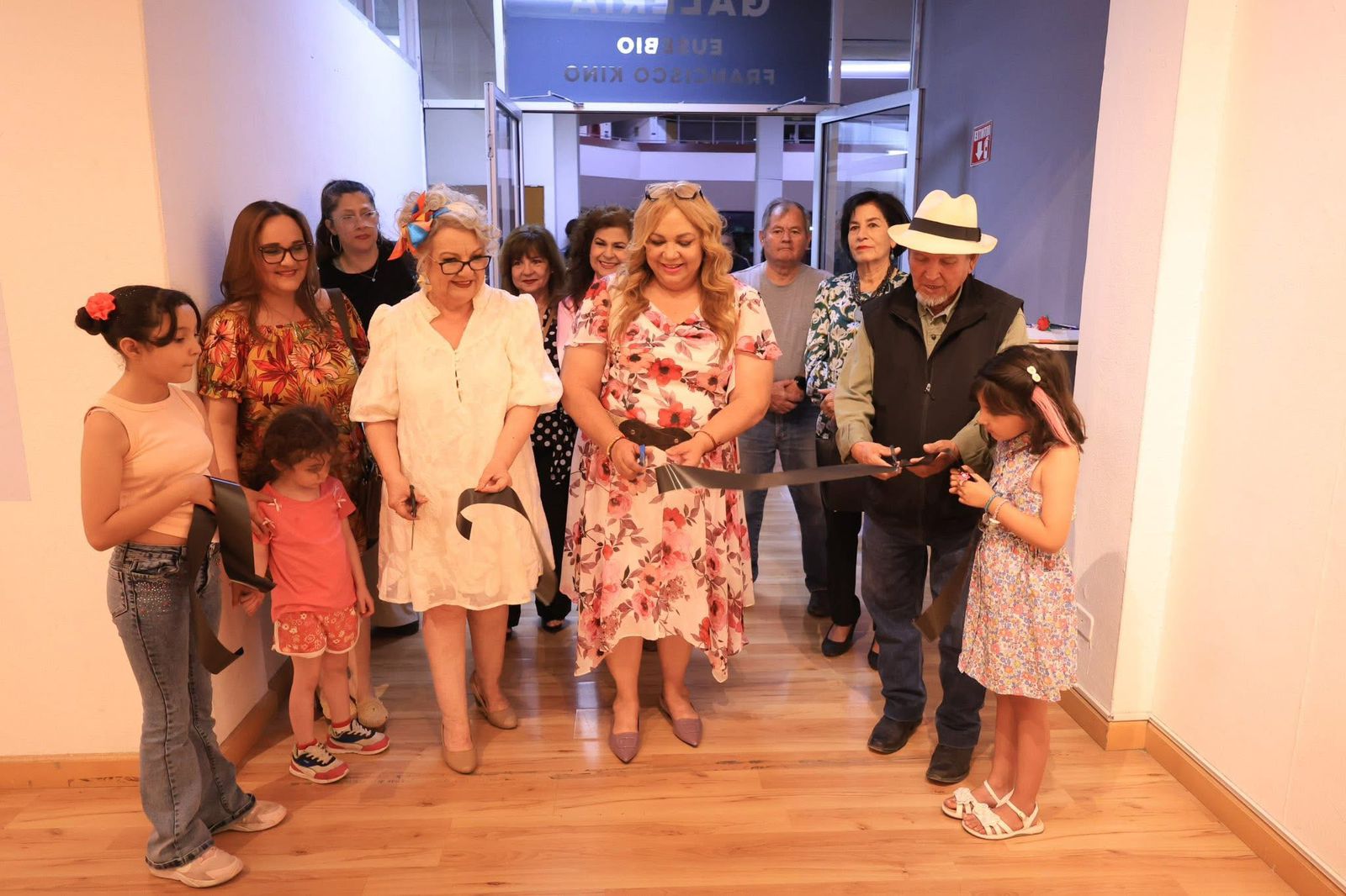Inaugura Gobierno de Sonora exposición de Lidia Irene Ortega en Hermosillo